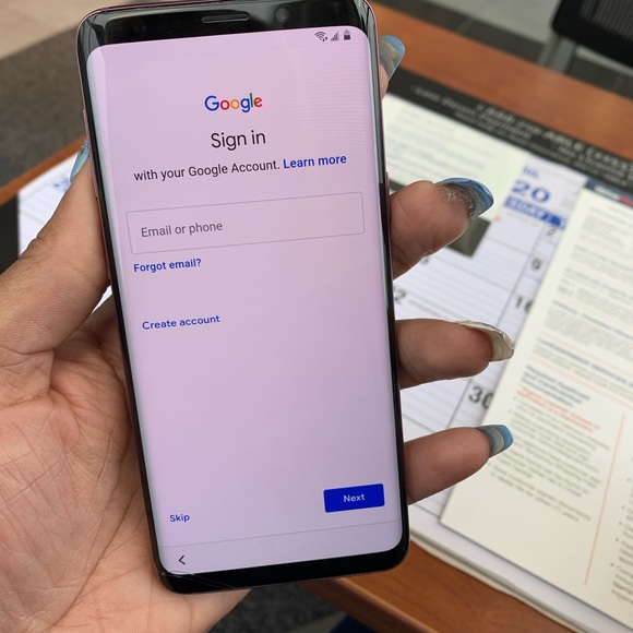 Samsung S9 - Picture 3 of 3